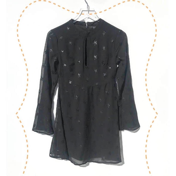 Romeo + Juliet Star Embroidered A-Line - Picture 6 of 7